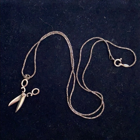 Sterling silver scissor necklace - Picture 3 of 6